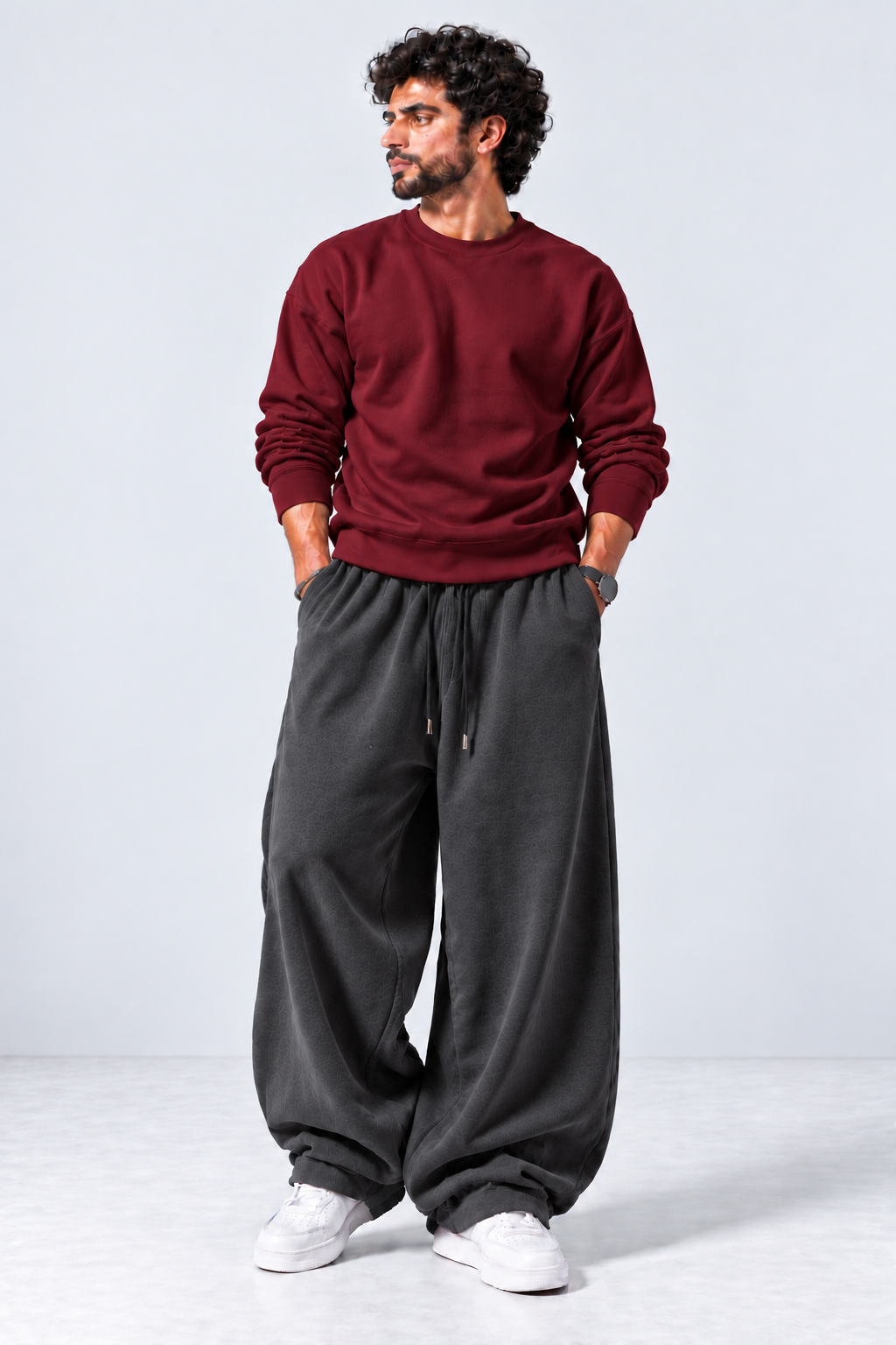 Oversized Sweatshirt & Baggy Trouser