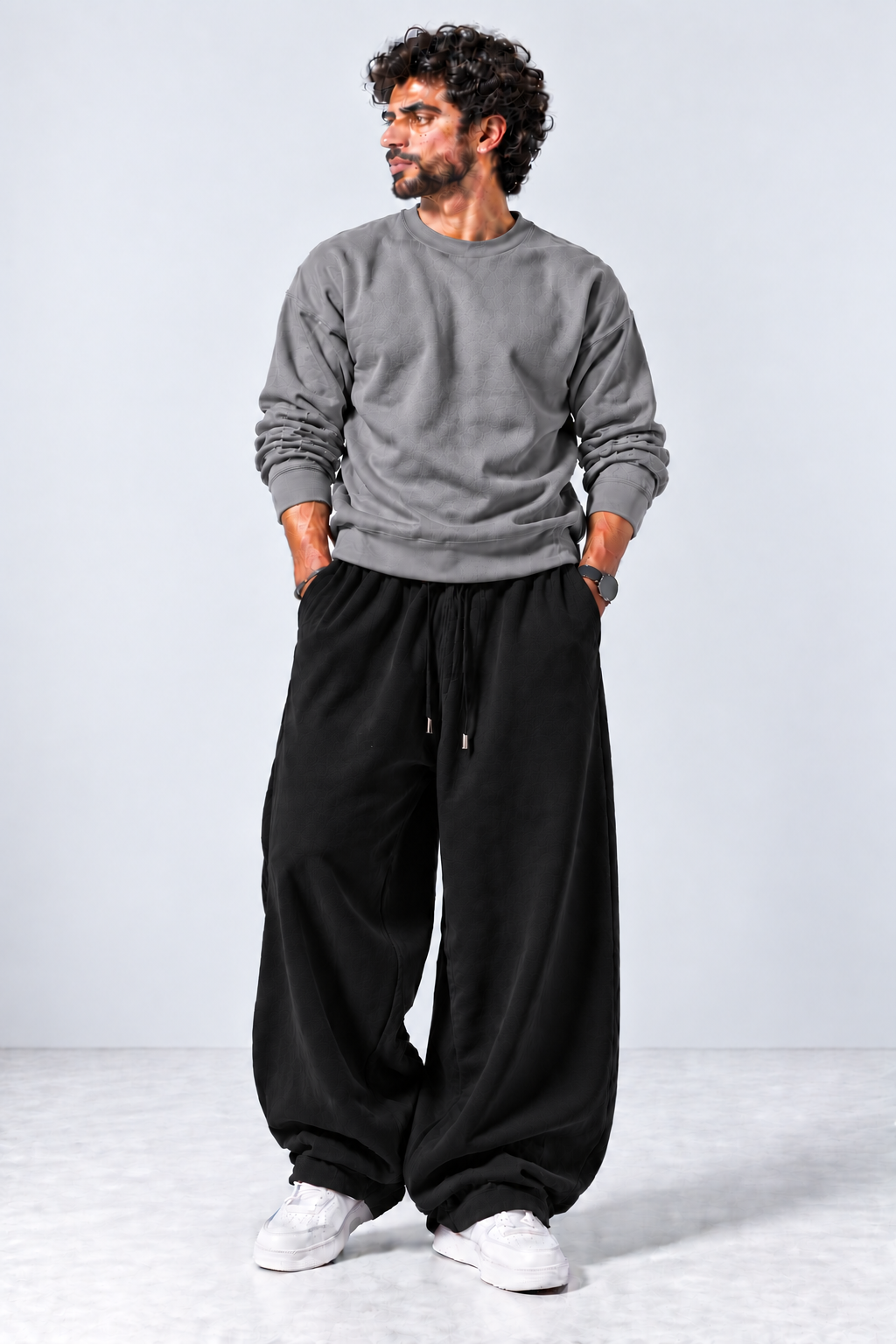 Oversized Sweatshirt & Baggy Trouser