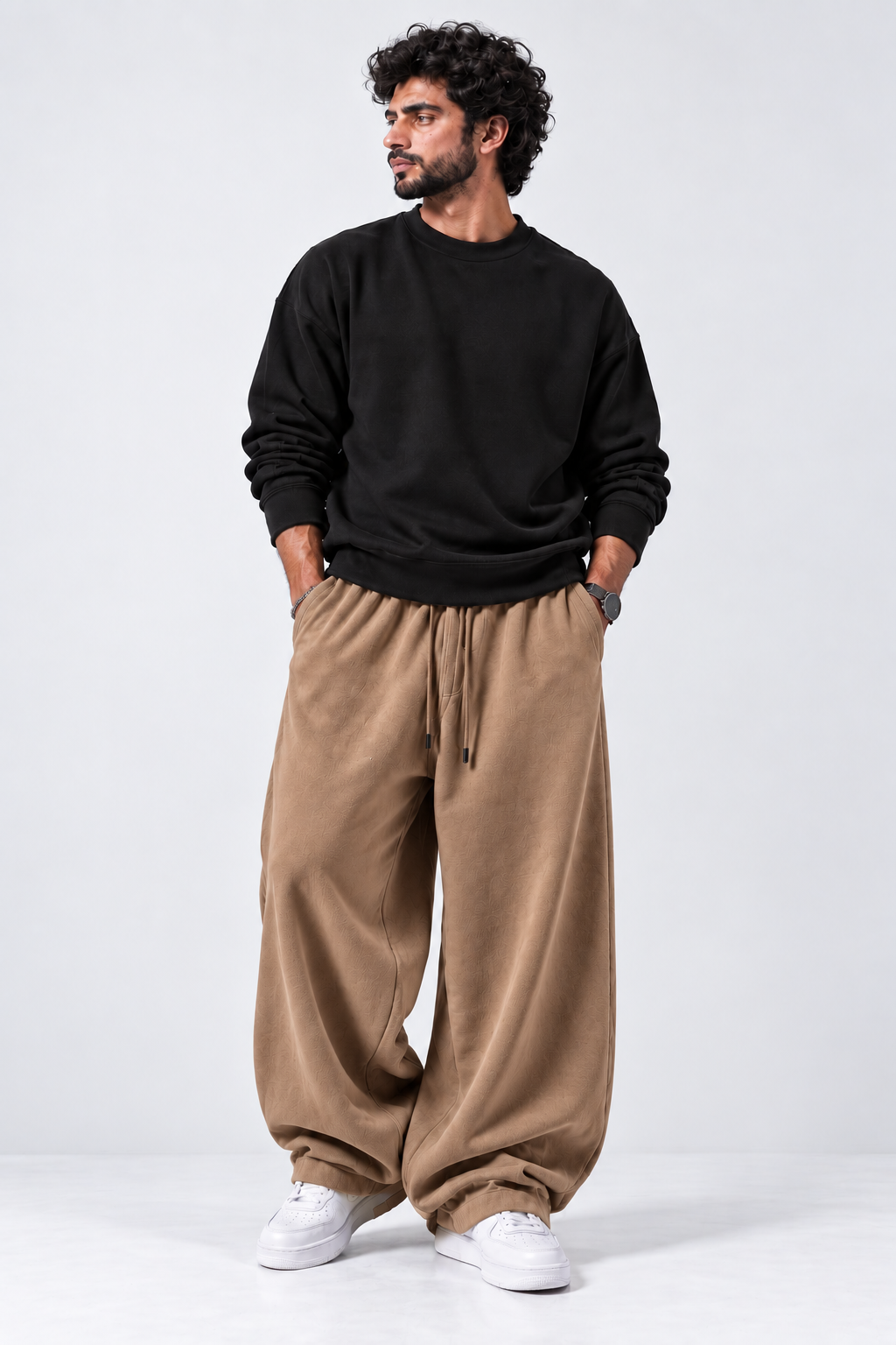 Oversized Sweatshirt & Baggy Trouser