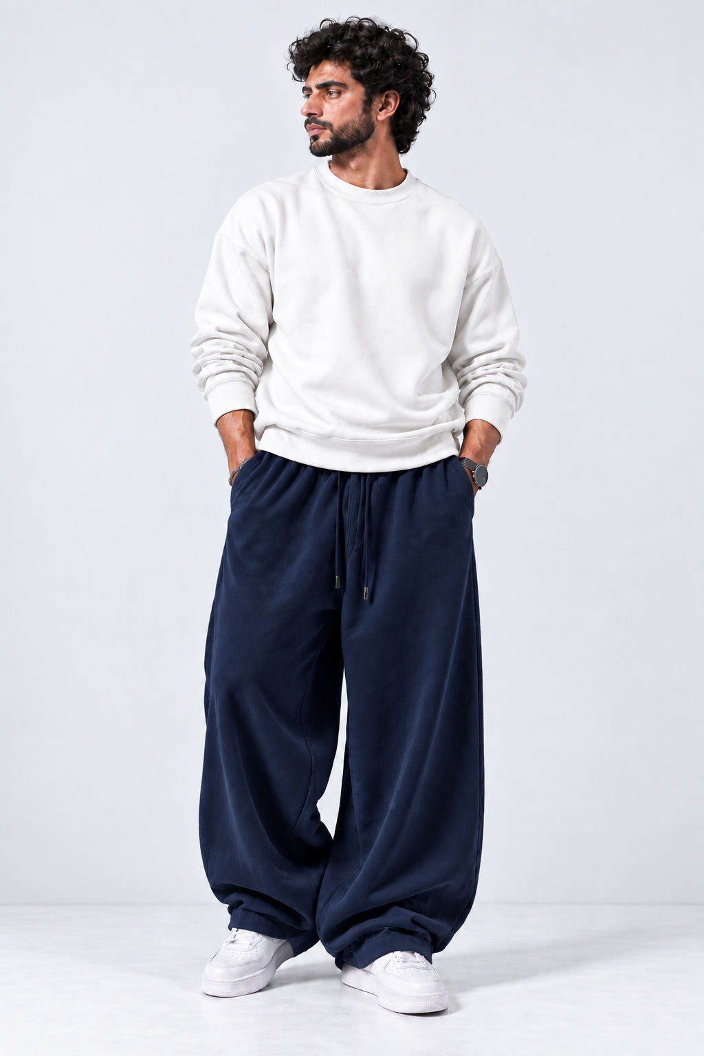 Oversized Sweatshirt & Baggy Trouser