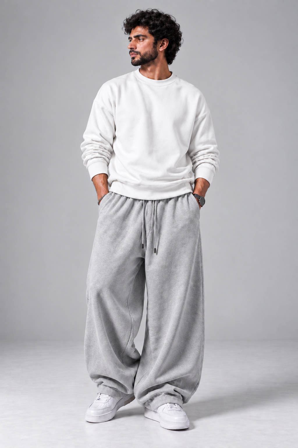 Oversized Sweatshirt & Baggy Trouser