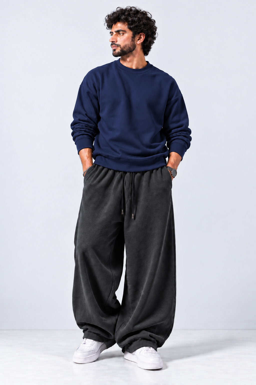 Oversized Sweatshirt & Baggy Trouser